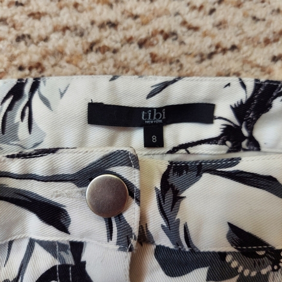 Womens Black & White Floral Bird Print Capri Pants Size 8 TIBI Business Casual - Picture 5 of 14